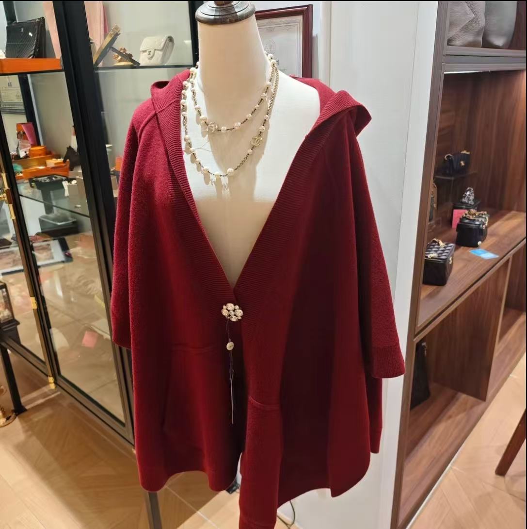 99新 BURBERRY/博柏利 巴宝莉酒红色风衣